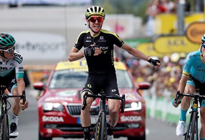 Simon Yates arrebata el triunfo a Peio Bilbao la primera etapa pirenaica