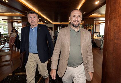 Dos de los negociadores de Vox para la formación de gobierno en Murcia |  EFE