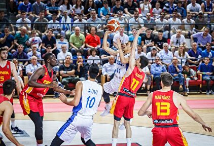 España sucumbe ante la anfitriona y rocosa Israel. |  FEB