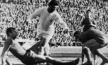 Futbolistas que han regresado de vacaciones con kilos de más