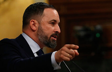 Abascal a Sánchez: "Usted prefiere a Arnaldo Otegi antes que a Ortega Lara"