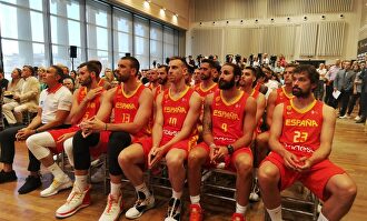 Un momento del acto de presentación |  Endesa Basket Lover