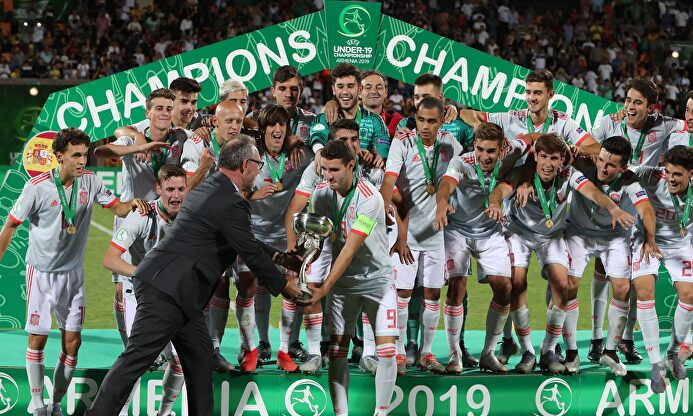 La selección española sub-19 se proclama campeona de Europa. |  EFE