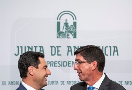 Juanma Moreno y Juan Marín. |  EFE