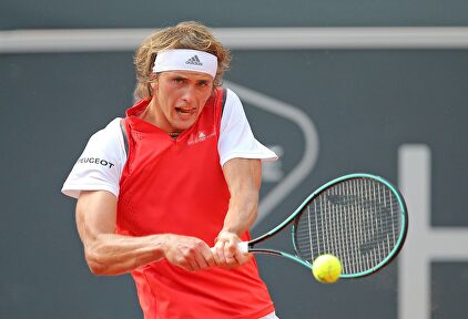 Zverev con la nueva Head Graphene 360+ Gravity |  Cordon Press