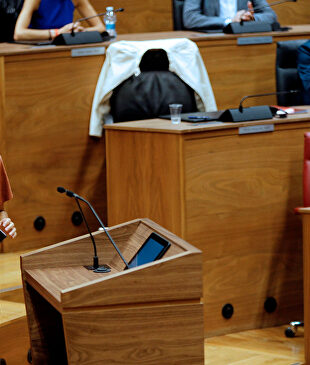 María Chivite, durante su intervención en su sesión de investidura. |  EFE