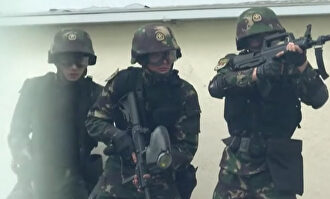 El ejército chino difunde un vídeo propagandístico para intimidar a los manifestantes de Hong Kong