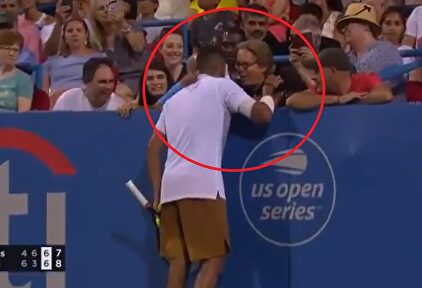 El último show de Kyrgios: pregunta dónde sacar a un aficionado y termina ganando el partido