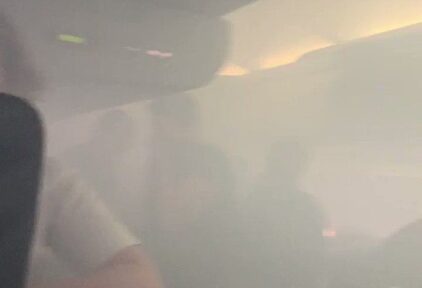 Un avión de British Airways aterriza en Valencia con fuego en uno de los motores