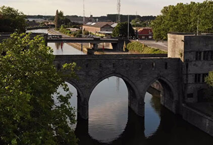 El Puente de los Agujeros de Tournai, antes de su demolición