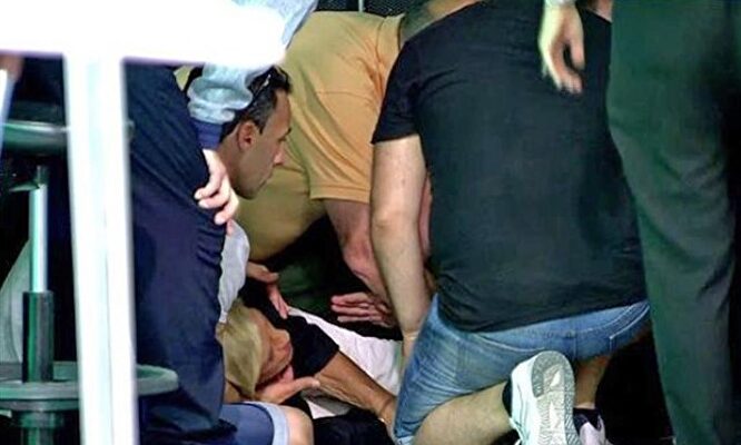 Los médicos atienden a Chelo |  Telecinco