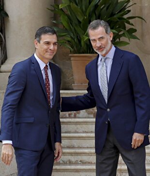 Pedro Sánchez y el Rey |  EFE
