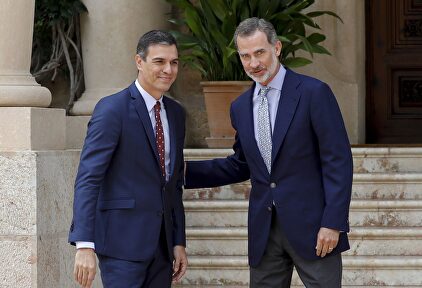Pedro Sánchez y el Rey en Marivent |  EFE