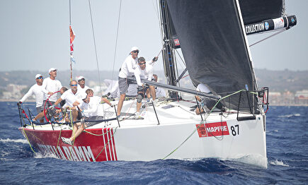 Así fue el tercer triunfo del DK46 Estrella Damm en la Copa del Rey de Vela