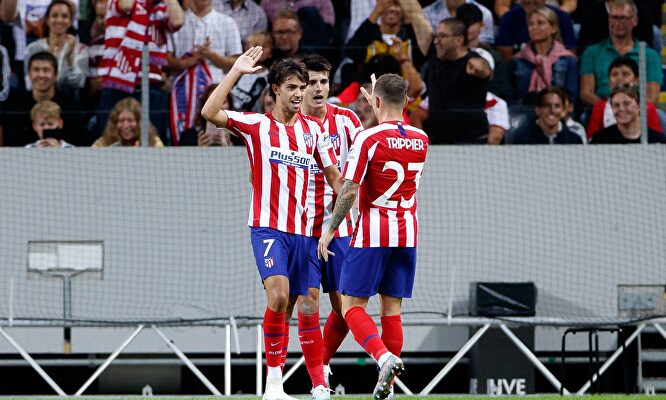 Joao Félix celebrando su primer gol ante la Juventus. |  Cordon Press