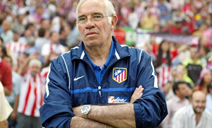 Luis Aragonés tendrá su propia estatua en el Metropolitano. |  Cordon Press