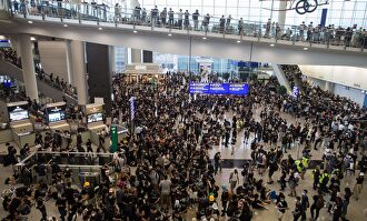 El aeropuerto de Hong Kong, este lunes |  EFE