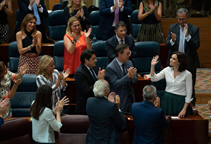 Diaz Ayuso, justo tras ser investida presidenta. |  David Mudarra / PP
