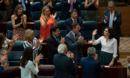 Diaz Ayuso, justo tras ser investida presidenta. |  David Mudarra / PP