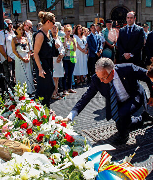 Homenje a las víctimas del atentado del 17-A en Barcelona |  EFE