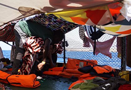 El Open Arms en aguas de Lampedusa |  EFE