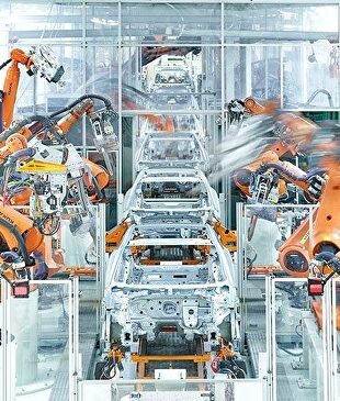 Una fábrica de coches |  Europa Press