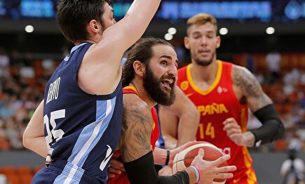 Ricky Rubio, en acción durante el partido ante Argentina. |  EFE
