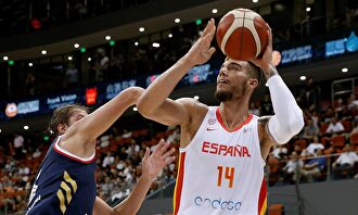 Willy Hernangómez, máximo anotador del partido con 26 puntos. |  EFE