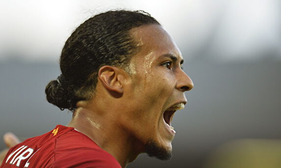 Virgil Van Dijk, mejor defensa de la UEFA. |  EFE