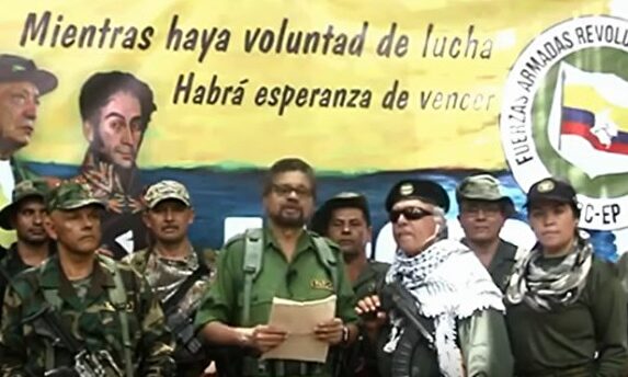 El terrorista Iván Márquez en el momento del anuncio. |  Imagen TV