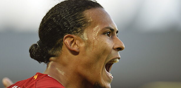 Virgil Van Dijk, mejor defensa de la UEFA. |  EFE