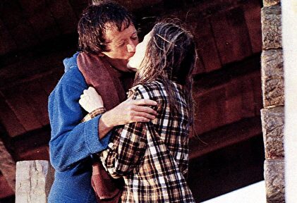 Peter Fonda y Cornelia Sharpe en Los Cazadores |  Cordon Press