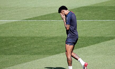 Neymar continúa siendo jugador del PSG. |  EFE