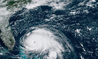 Paso del huracán Dorian por las Bahamas. |  EFE