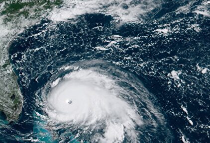 Paso del huracán Dorian por las Bahamas. |  EFE