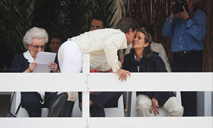 De la infanta Elena a Bárbara: todas las mujeres en la vida de Cayetano