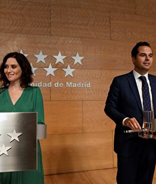 La presidenta madrileña, Isabel Díaz Ayuso, y su vicepresidente, Ignacio Aguado. | EFE