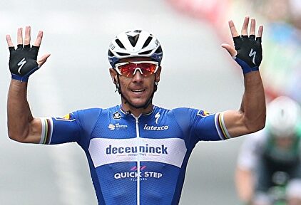 Gilbert brilla en las rampas de Arraiz y firma su sexto triunfo en la Vuelta