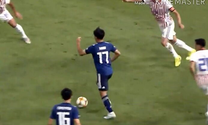 La acción de Kubo ante Paraguay que revoluciona Twitter