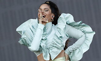 Rosalía, en uno de sus conciertos. | Gtres