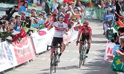 Fiesta eslovena en Los Machucos: Pogacar gana y Roglic refuerza el maillot rojo