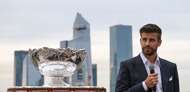 Piqué presentó la nueva Davis |  EFE