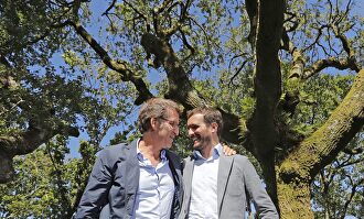 Alberto Núñez Feijóo y Pablo Casado |  EFE