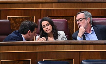 Rivera este martes junto a Arrimadas y Villegas. |  EFE