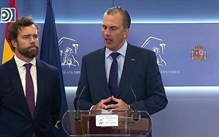 Vox pide construir un muro en la frontera con Marruecos