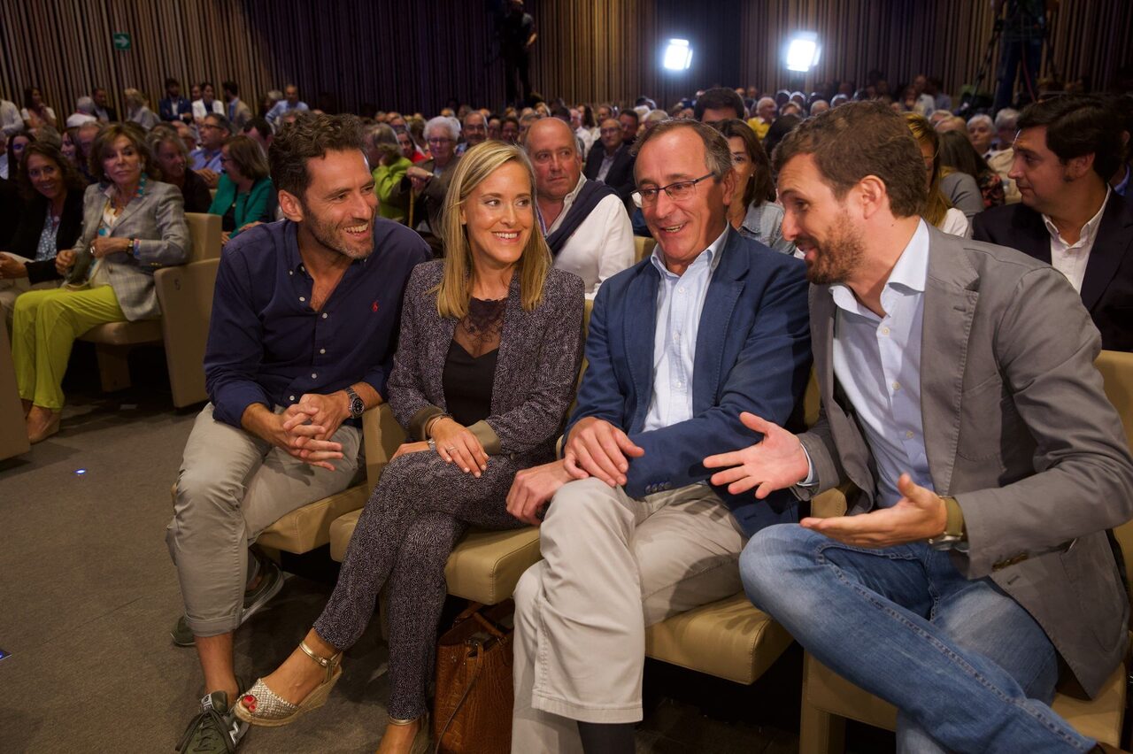 Pablo Casado, Alfonso Alonso, Amaya Fernández y Borja Sémper en la convención del PP Vasco. |  EFE