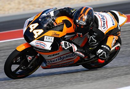 Aaron Canet corre por el trazado. |  MotoGP
