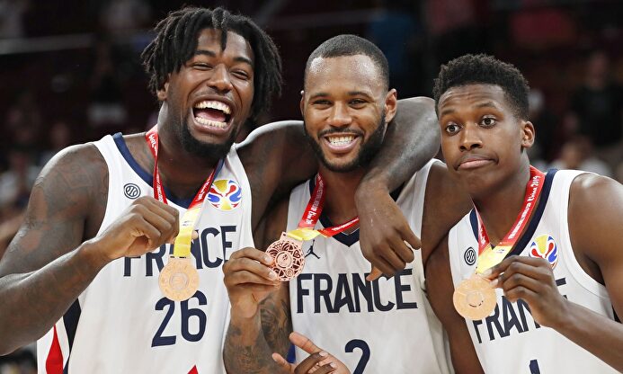 Los jugadores franceses celebran el bronce mundialista |  EFE