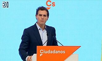 Albert Rivera ofrece al PP abstenerse en la investidura de Pedro Sánchez con tres condiciones