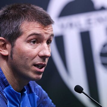 Albert Celades, destituido como entrenador del Valencia. | EFE